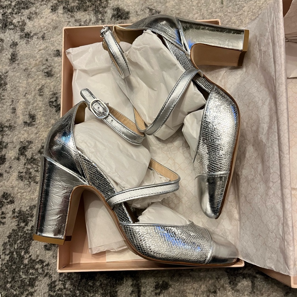 Mavette Silver Block Heel Nola D’Orsay Mary Jane Shoes